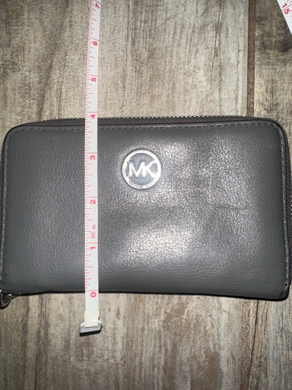 Michael Kors Dark Gray Leather Zip Wristlet - Picture 6 of 7